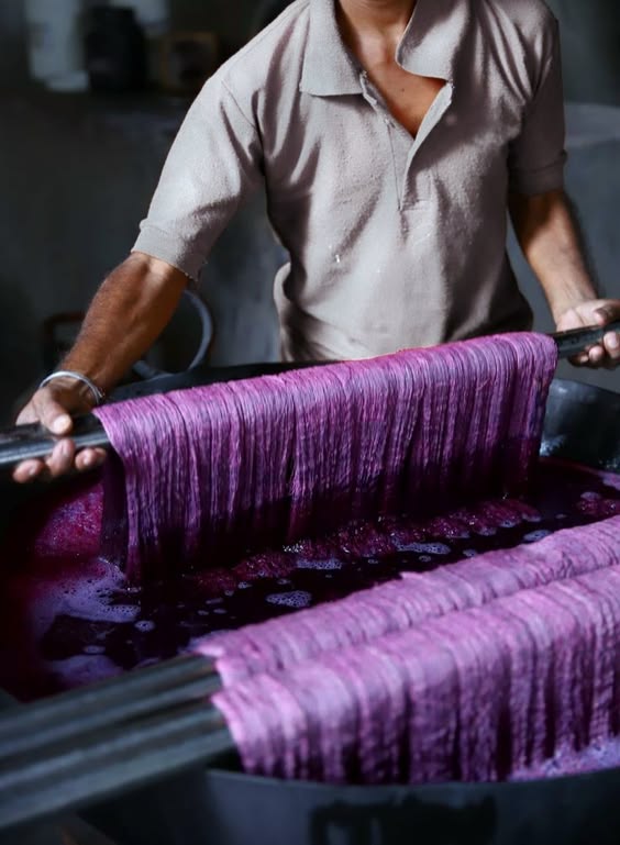 Fabric dyeing